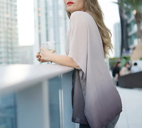 How to Create Outfits That Effortlessly Transition From Day to Night
