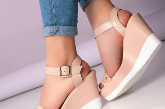 Wedges vs. Heels: Understanding the Key Differences