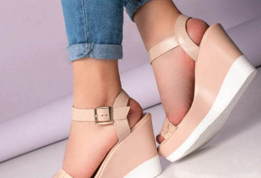 Wedges vs. Heels: Understanding the Key Differences