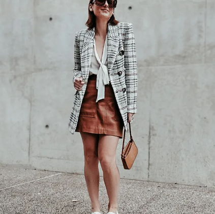 Mixing Textures: A Guide to Creating Stunning Outfits with Different Fabrics