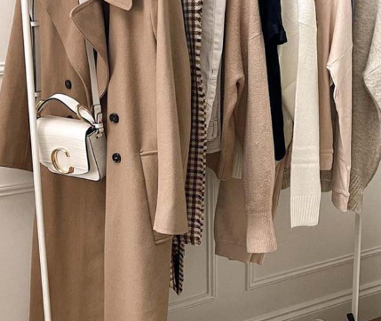 Essential Capsule Wardrobe Pieces Every Woman Should Have
