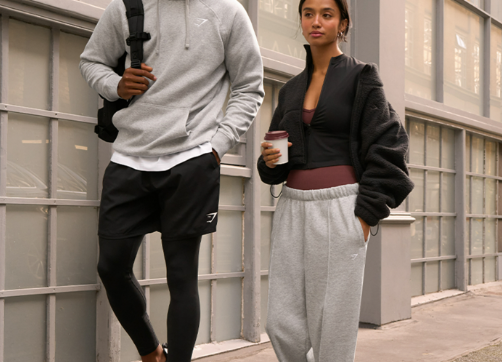 A Guide to Layering Fall Outfits Without Looking Bulky