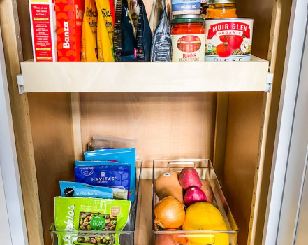 Essential Cupboard Foods for a Healthy Eating Routine