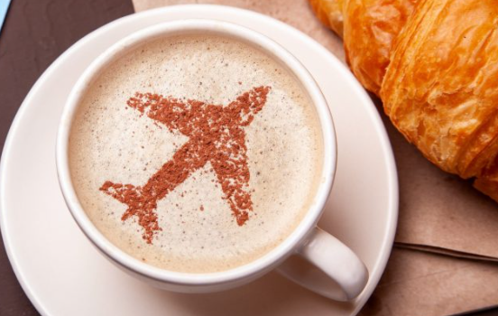 Essential Tips for Healthy Eating While Traveling
